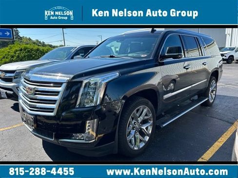 Used 2018 Cadillac Escalade ESV Platinum AWD/4WD image 1