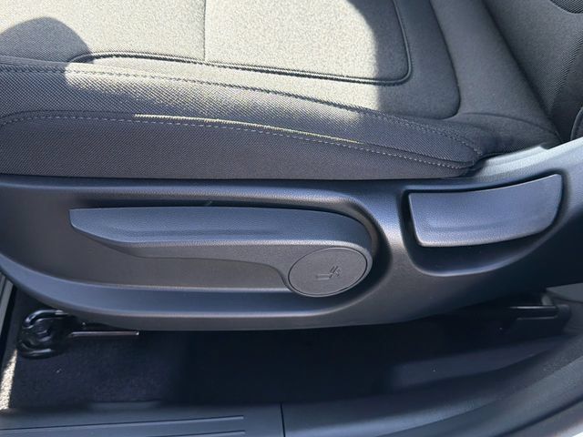 New 2026 Hyundai Tucson SE w/ Tow & Go Package FWD image 19