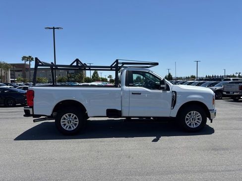 Certified 2023 Ford F250 XL w/ XL Chrome Package RWD image 5