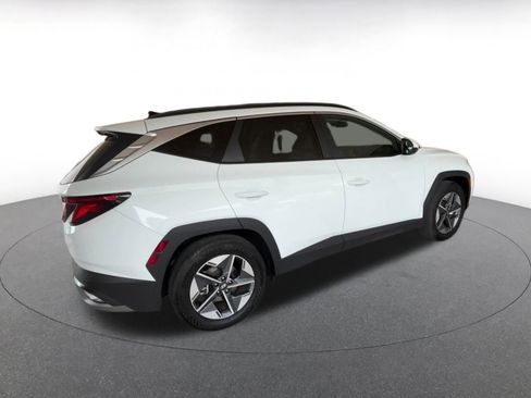 Used 2025 Hyundai Tucson SEL FWD image 14