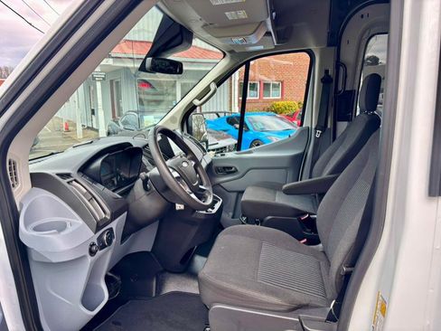 Used 2019 Ford Transit 250 148 Medium Roof image 12