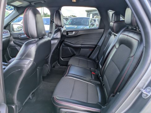 Used 2023 Ford Escape ST-Line w/ Tech Pack #1 AWD/4WD image 12