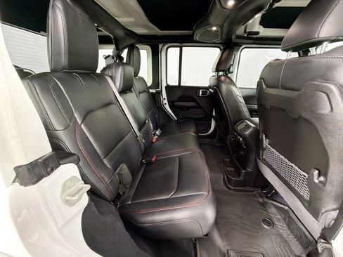Used 2024 Jeep Wrangler Unlimited Rubicon image 27