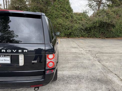 Used 2011 Land Rover Range Rover HSE LUX image 9