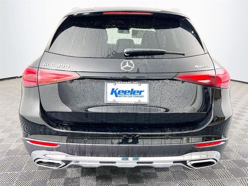 Certified 2025 Mercedes-Benz GLC 300 4MATIC image 4