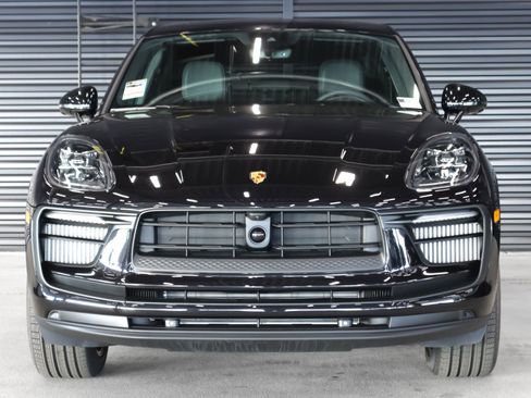 New 2026 Porsche Macan S image 8