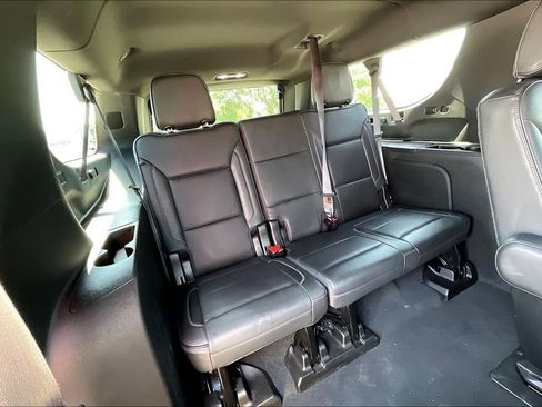 Used 2021 GMC Yukon XL Denali w/ Denali Premium Package AWD/4WD image 29