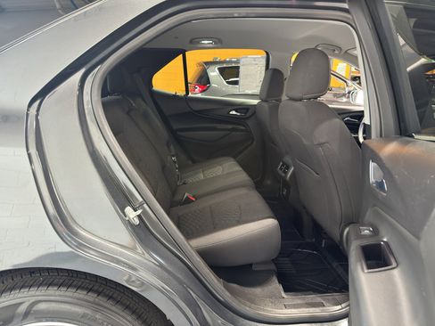 Used 2021 Chevrolet Equinox LT FWD image 19