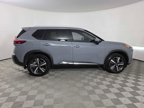 Used 2023 Nissan Rogue Platinum w/ Platinum Premium Package image 9