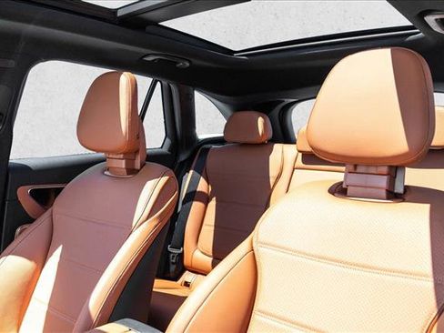 New 2026 Mercedes-Benz GLC 300 4MATIC image 18