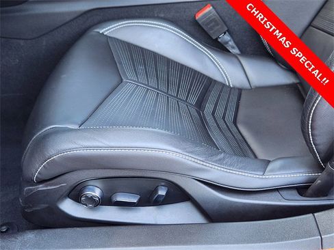 Certified 2021 Chevrolet Corvette Stingray Premium Cpe w/ Z51 Performance Package image 18