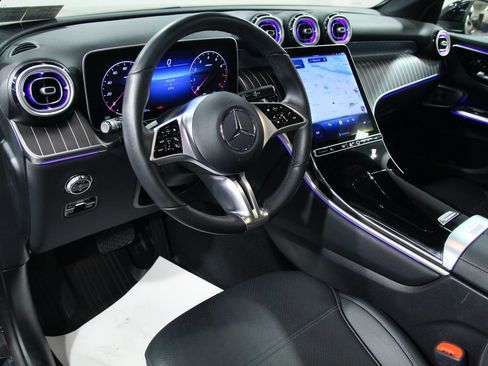 Used 2026 Mercedes-Benz GLC 300 4MATIC image 18