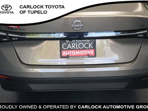 Used 2026 Nissan Sentra SL w/ Floor Mat Package FWD image 13