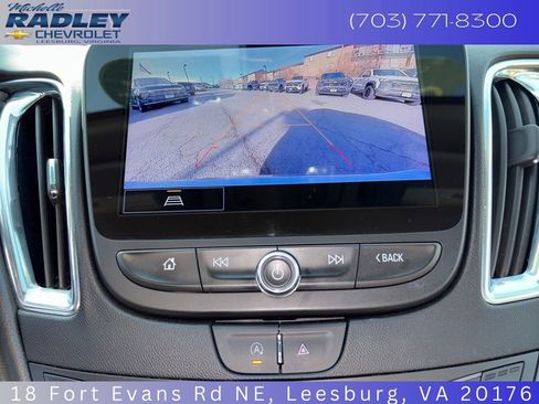 Used 2024 Chevrolet Malibu LT image 19