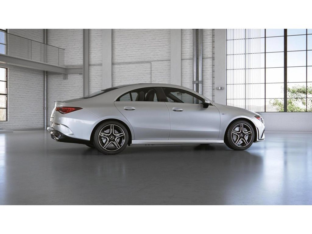 Certified 2022 Mercedes-Benz CLA 35 AMG 4MATIC image 19