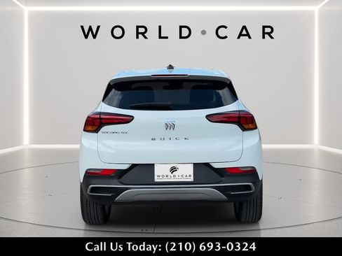 Used 2025 Buick Encore GX Preferred FWD image 4