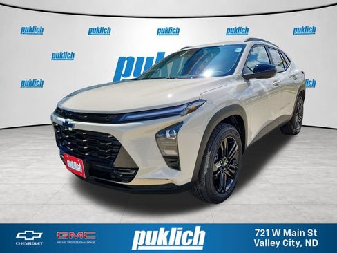 New 2026 Chevrolet Trax ACTIV w/ Driver Confidence Package FWD image 1
