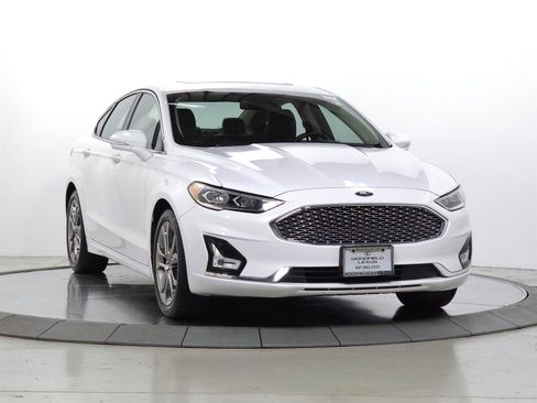 Used 2020 Ford Fusion Titanium FWD image 1