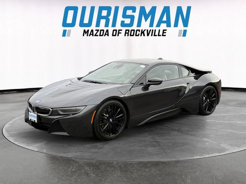 Used 2019 BMW i8 Coupe image 2