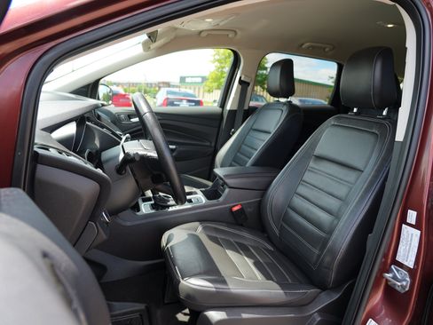 Used 2018 Ford Escape SEL AWD/4WD image 12