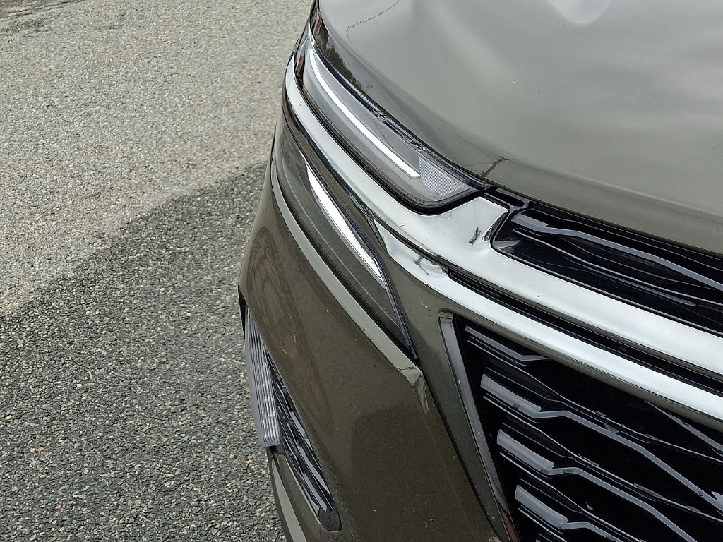 Used 2023 Chevrolet Equinox RS AWD/4WD image 14