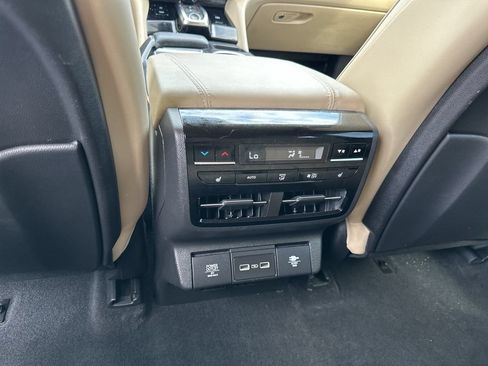 Used 2022 Acura MDX SH-AWD w/ Advance Package image 17