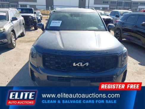 Used 2022 Kia Telluride EX w/ EX Premium Package image 24