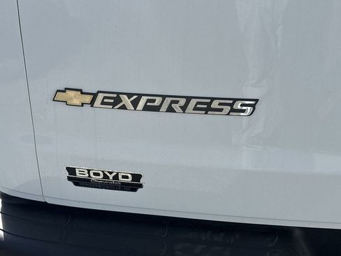 New 2025 Chevrolet Express 3500 Extended w/ Driver Convenience Package image 26