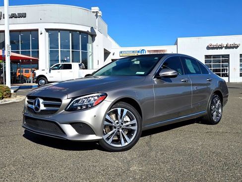 Used 2020 Mercedes-Benz C 300 4MATIC Sedan image 3