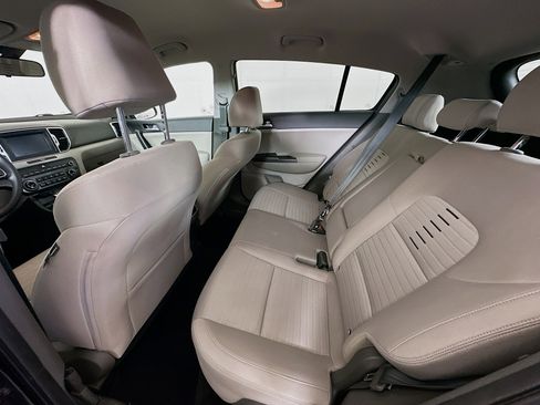 Used 2019 Kia Sportage LX w/ LX Popular Package image 26