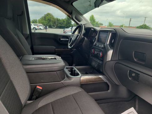Used 2022 Chevrolet Silverado 1500 LT Trail Boss w/ Safety Package AWD/4WD image 27