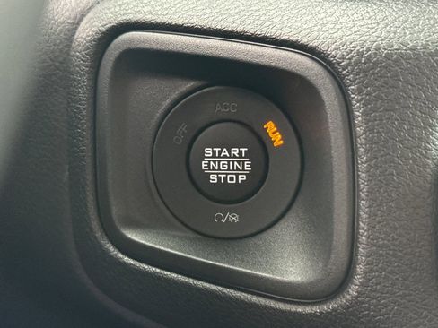New 2026 Jeep Gladiator Sport AWD/4WD image 18