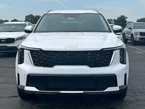 New 2025 Kia Sorento S image 15
