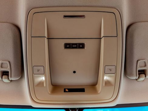 Used 2017 Chevrolet Silverado 1500 LT image 27