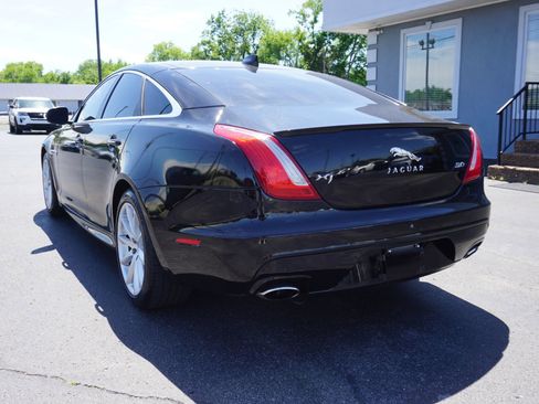 Used 2016 Jaguar XJ R-Sport RWD image 7