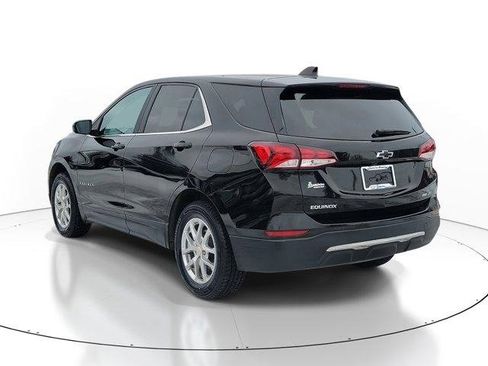 Used 2022 Chevrolet Equinox LT image 3