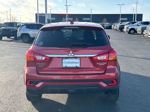 Used 2018 Mitsubishi Outlander Sport LE image 4