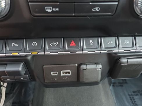 Used 2021 GMC Sierra 1500 SLE w/ Remote Start Package image 28