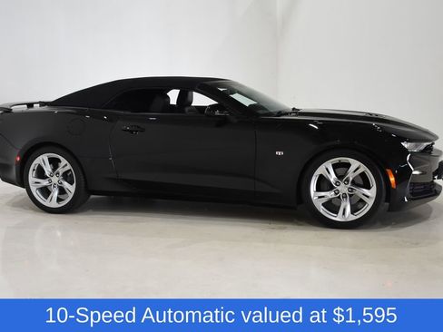 Used 2019 Chevrolet Camaro SS RWD image 3