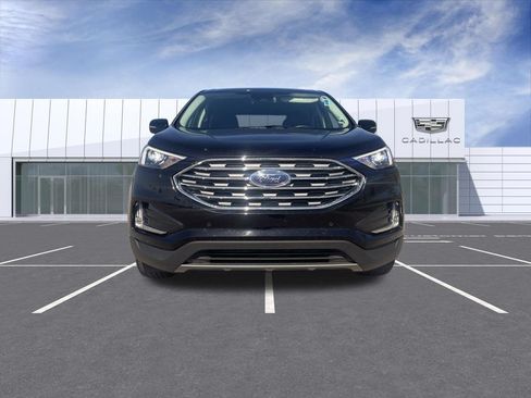 Used 2024 Ford Edge Titanium AWD/4WD image 3