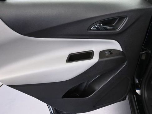 Used 2023 Chevrolet Equinox LS w/ LPO, Floor Liner Package FWD image 30