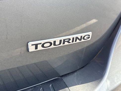 Used 2018 Honda Odyssey Touring image 17