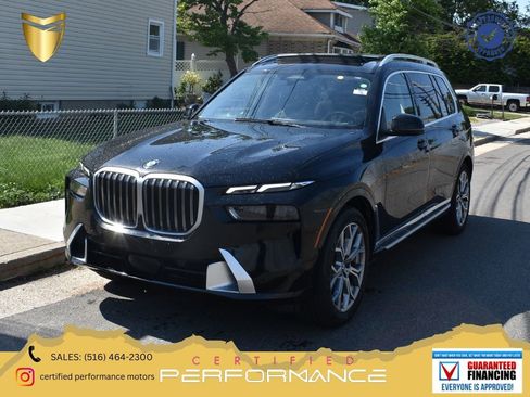 Used 2025 BMW X7 xDrive40i w/ Premium Package AWD/4WD image 1
