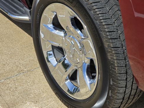 Used 2017 Chevrolet Tahoe Premier RWD image 8