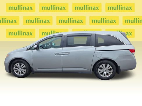 Used 2016 Honda Odyssey SE image 7