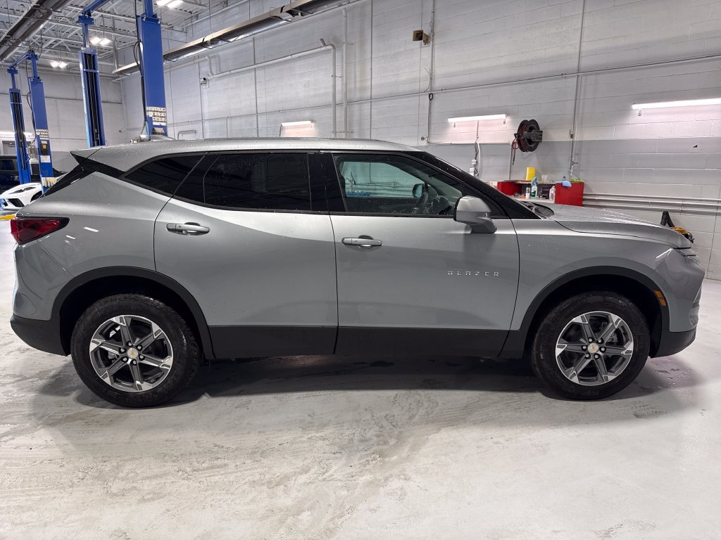 New 2026 Chevrolet Blazer LT FWD image 43