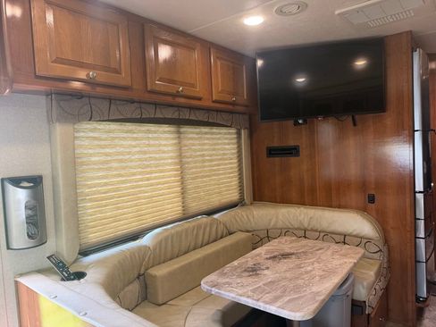 Used 2017 Ford E-450 and Econoline 450 Super Duty w/ Motorhome Prep Package RWD image 17