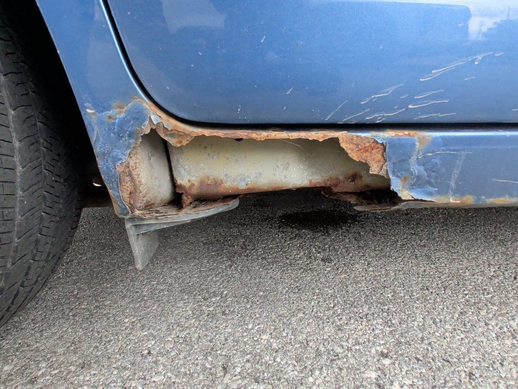 Used 2010 Ford Fusion SEL FWD image 16