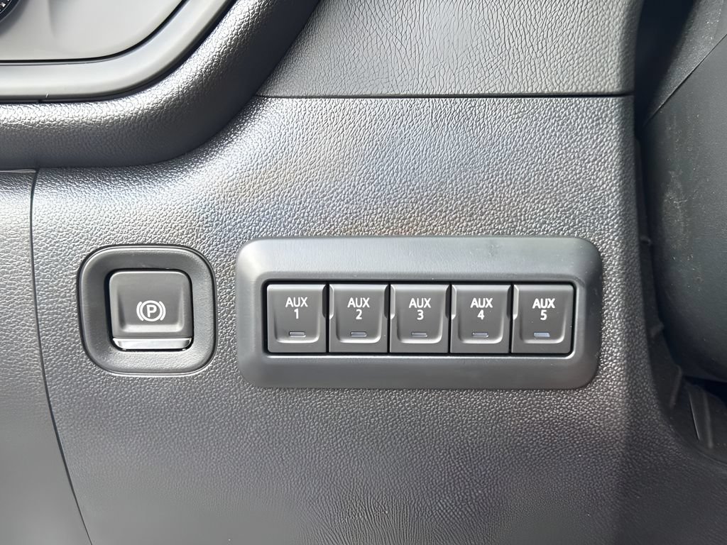 New 2026 GMC Sierra 2500 Pro w/ 1SA Pro Safety Plus Package AWD/4WD image 19