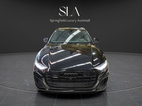 Used 2021 Audi Q8 Prestige AWD/4WD image 3